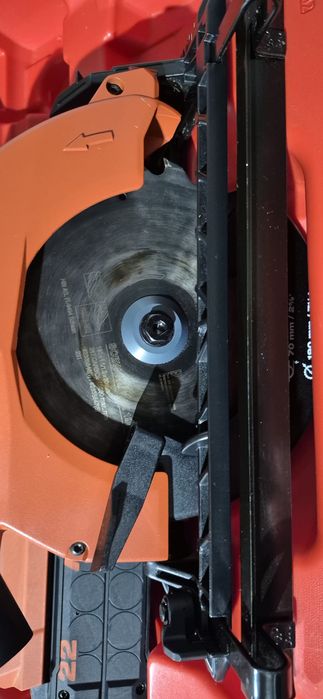 Hilti circular pe acumulator