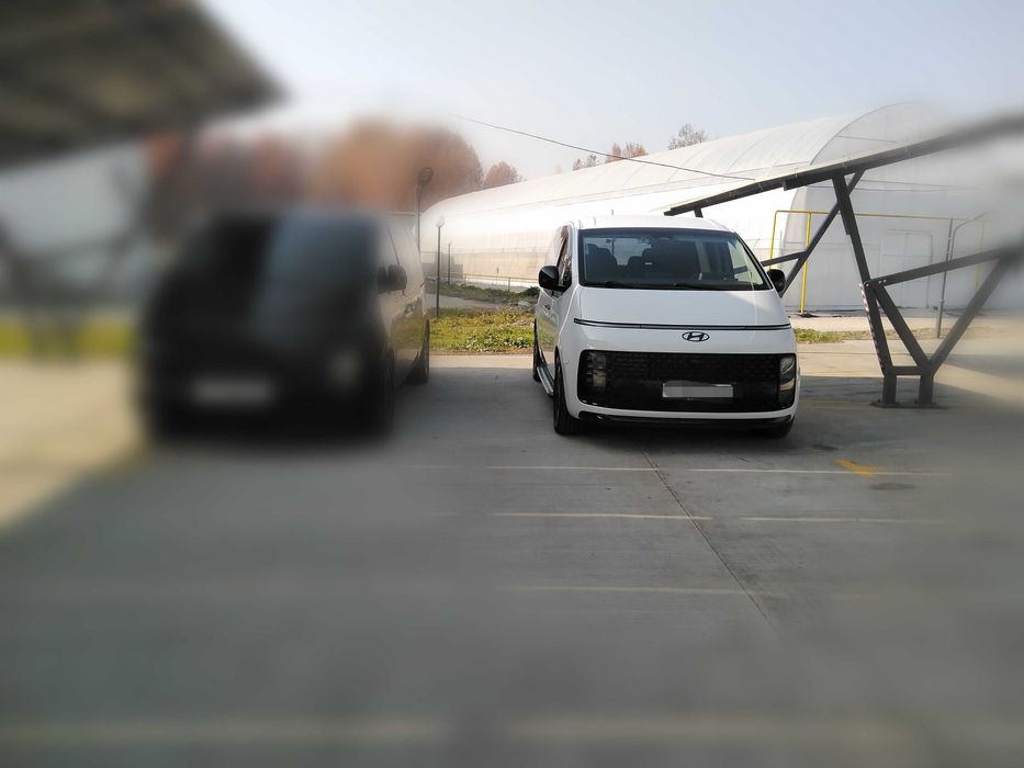Продаётся Hyundai Staria Lounge
