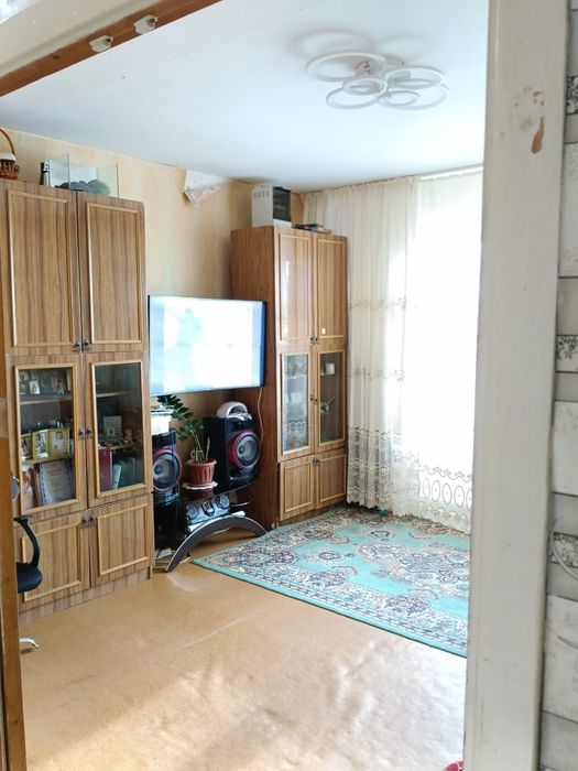 Продам 2 комн квар. 9-46,  4этаж.