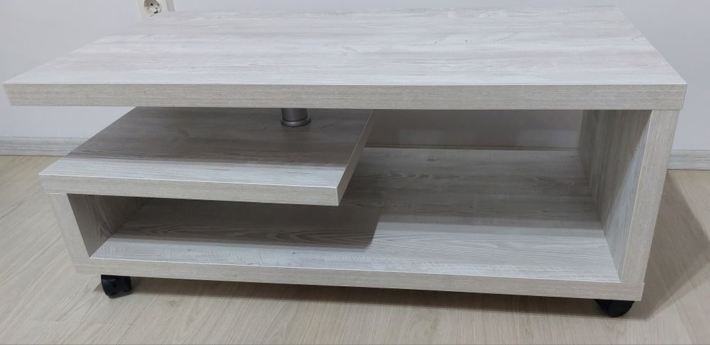 Vand masa perfecta pentru cafea