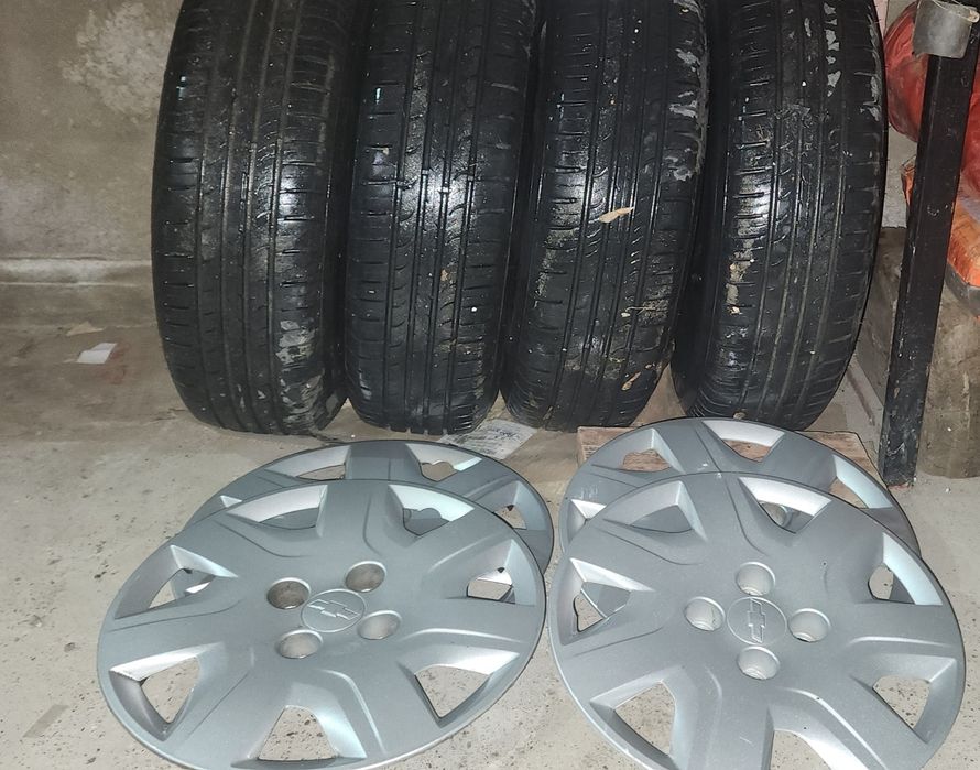 Продам летние шины на 14