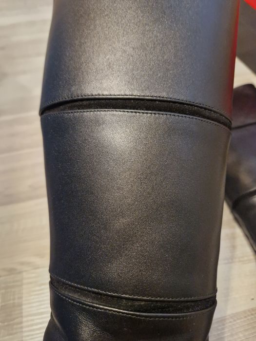 Cizme din piele cu toc