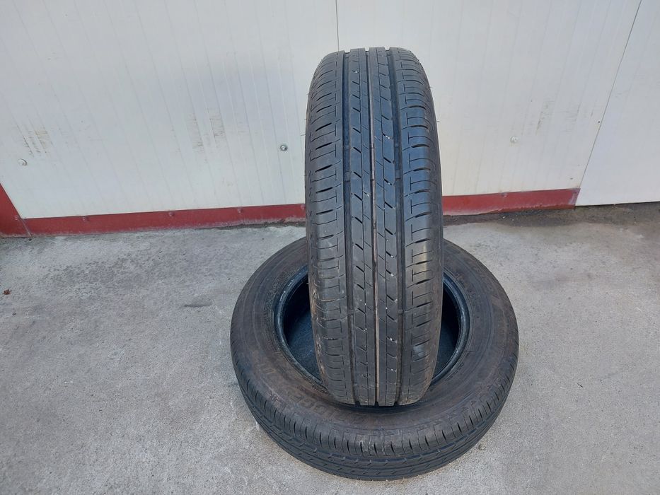 75 lei bucata! Doua anvelope de vara 175 65 15 Bridgestone ! 7 mm