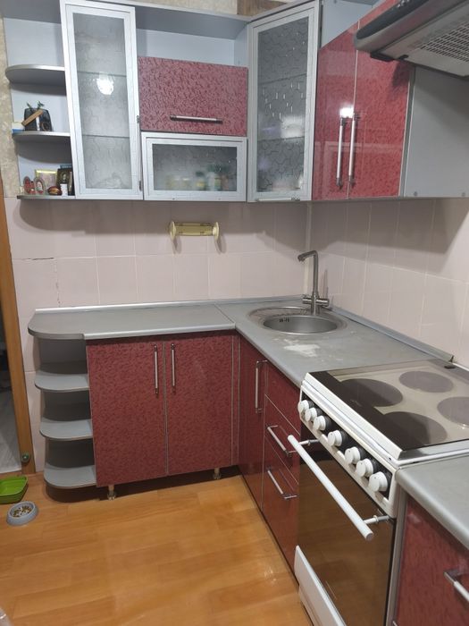 Продам кухонный гарнитур.