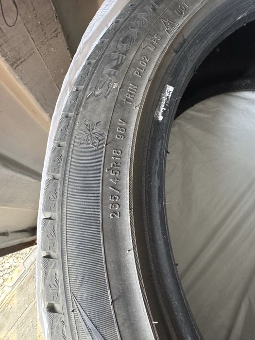 Резины 235/45/18