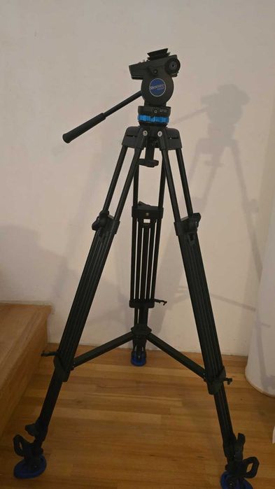 Trepied video profesional Benro KH26P cu cap fluid + husă