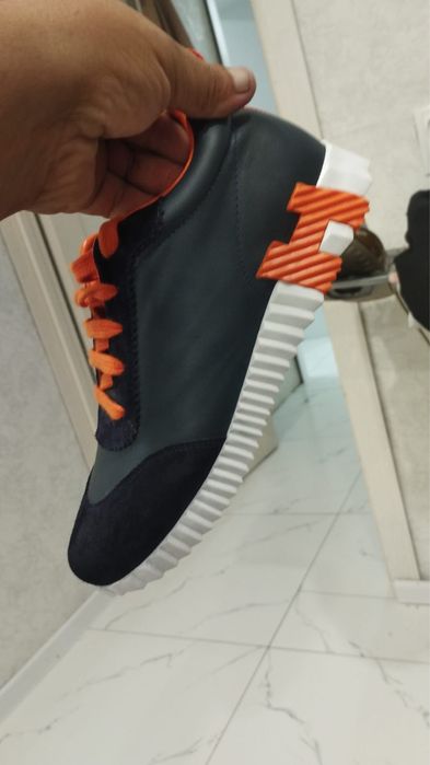 Кроссовки hermes / аляска куртка