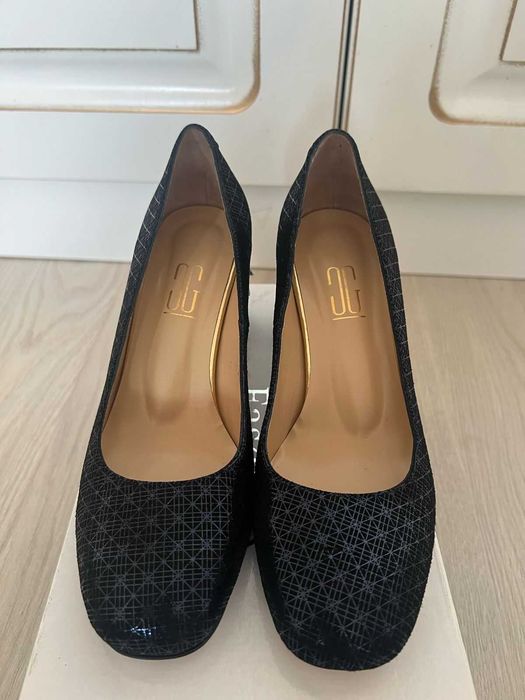 Туфли, босоножки новые и б/у