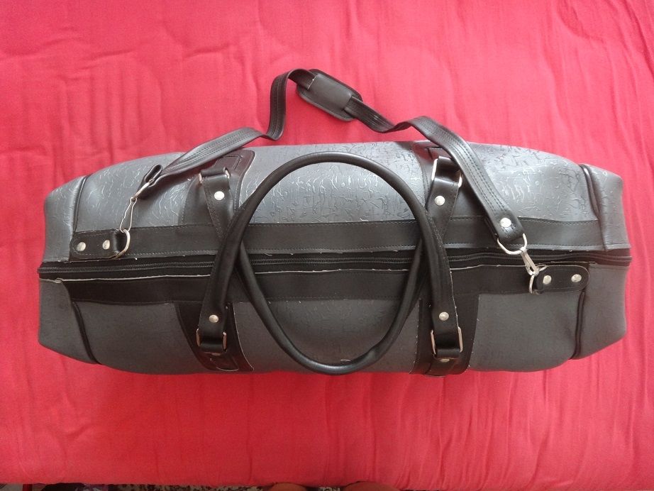 Антики - 2 големи ретро кожени сака / пътни чанти винтидж