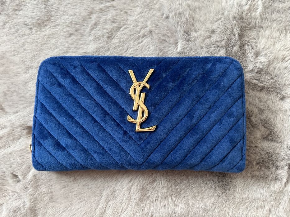 Портфейл син