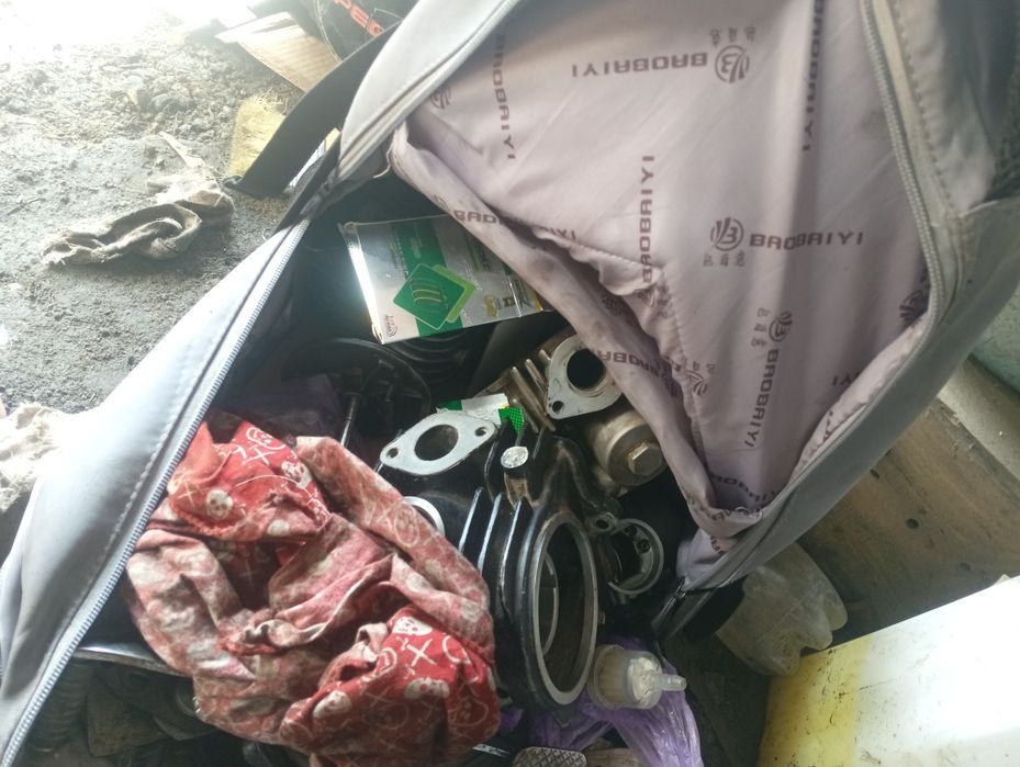 Продам всё запчасти есть