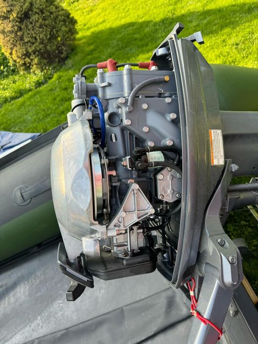 Лодка Quicksilver с мотором Yamaha 25 Enduro