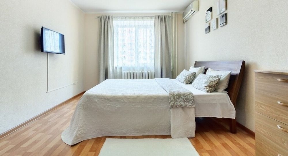 Сдам посуточно 1 комнатную квартиру Встреча Абылайхана