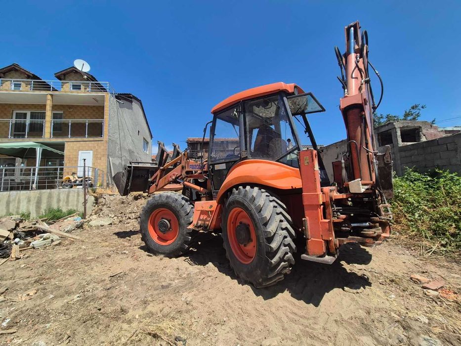 Услуги с комбиниран багер област Варна