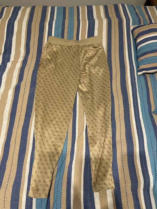 Pantaloni de trenning guess marimea S fit M