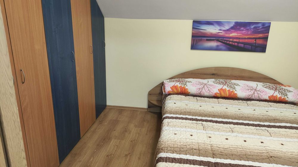 Продава се Тристаен апартамент в Варна, Спортна зала - 75 кв.м за 8 €/кв.м - Снимка #4