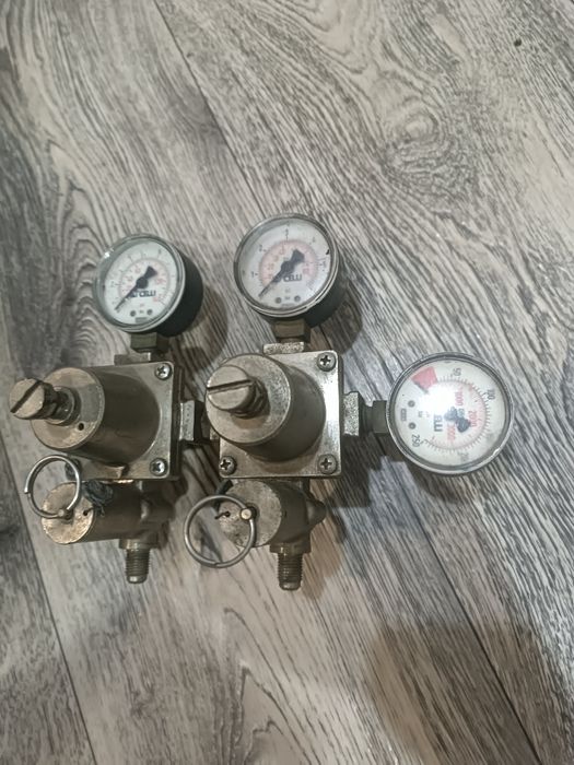 Продам редуктор углекислотный