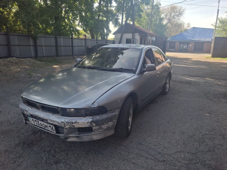 Продам Mitsubishi Galant 8