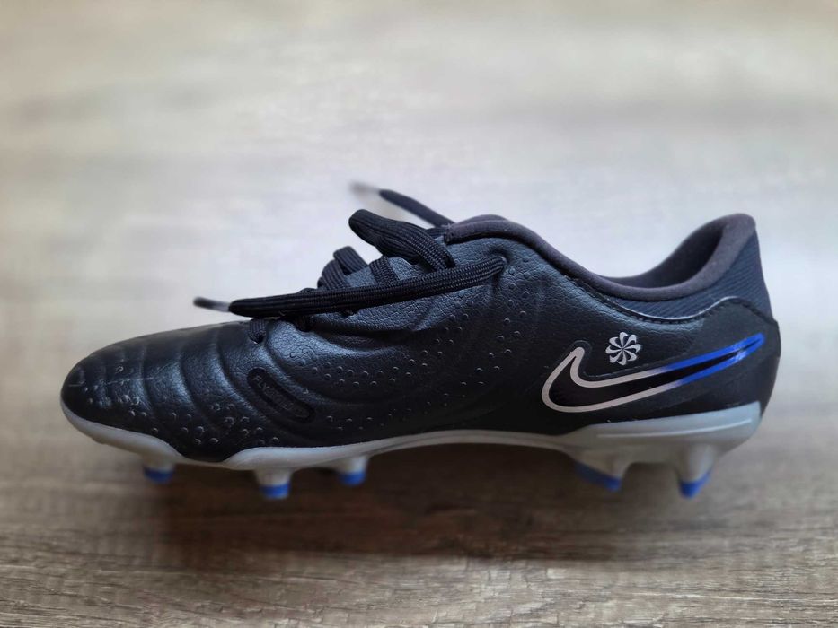 Бутонка nike tiempo