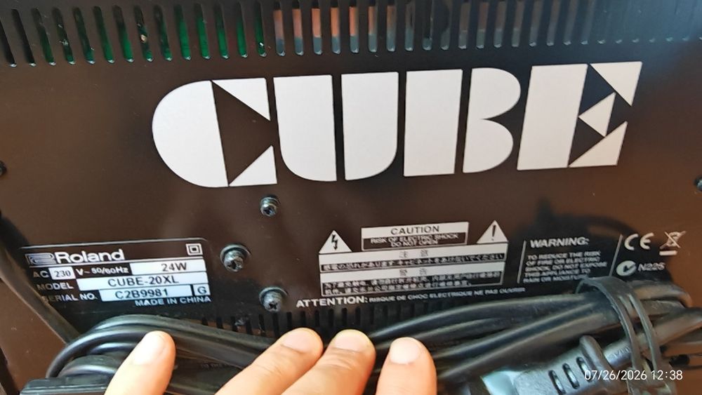 Усилвател за китара Roland cube 20XL