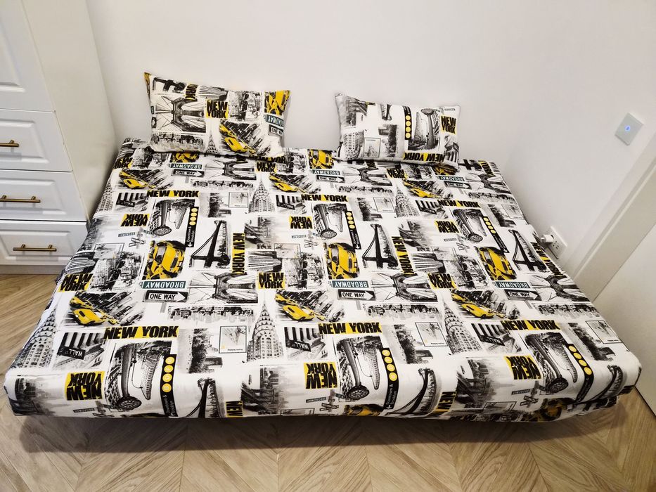 Vand canapea 3 locuri extensibila