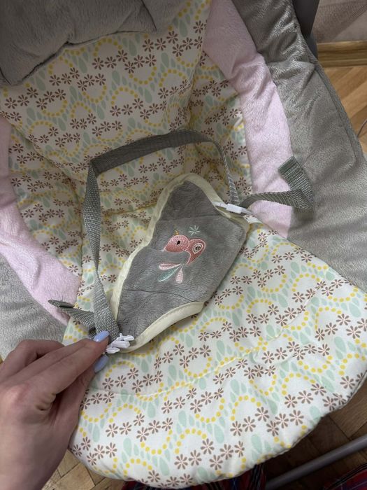 Chipolino музикална люлка