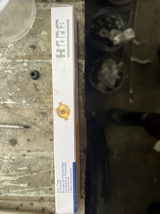 Подгревна свещ ( Умна ) със сензор 1.6 тди 110