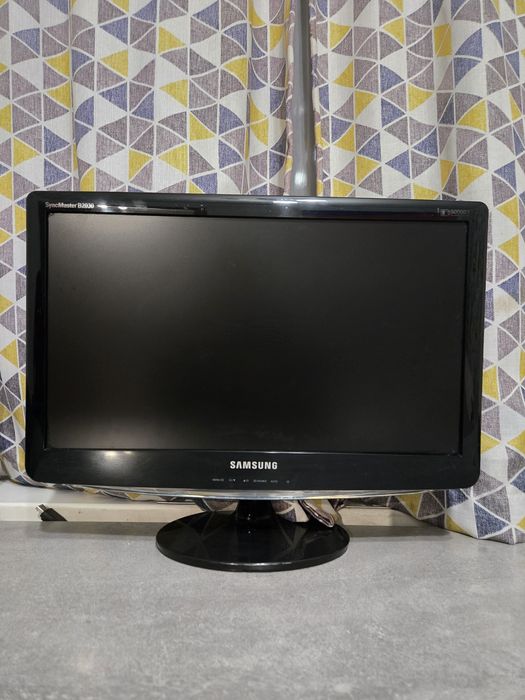 Монитор Samsung SyncMaster B2030