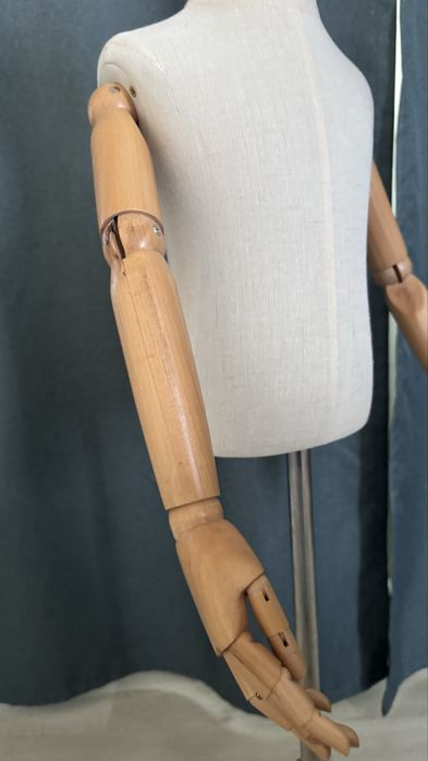 Продам манекен для детской одежды