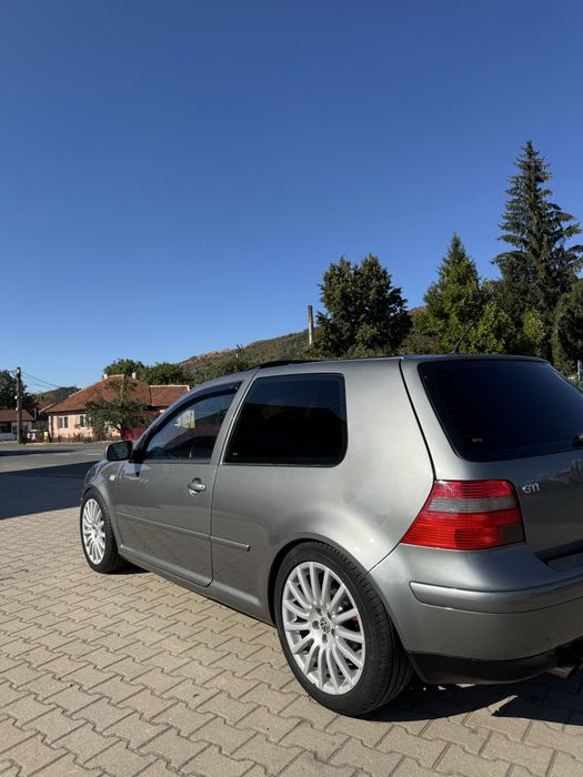 Vând golf 4 1.8 t gti