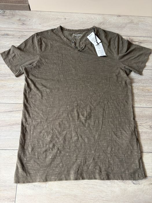 Нова тениска Jack&Jones - размер М