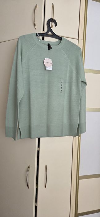 Продам легкий джемпер