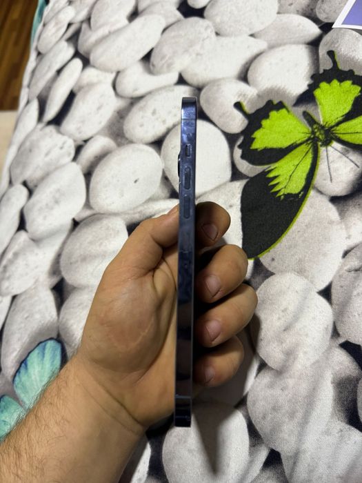 Vand Iphone 13 pro max  capacitate 128 baterie 81