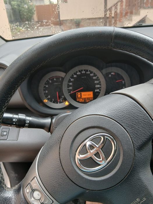 Vand toyota rav 4