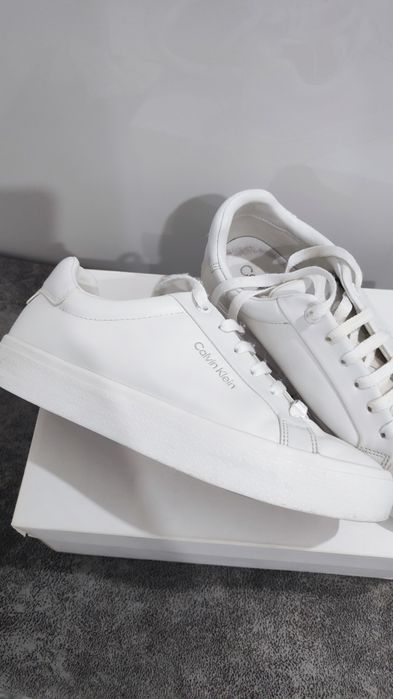 Кожени кецове Calvin Klein 37 номер и Fila 37 номер