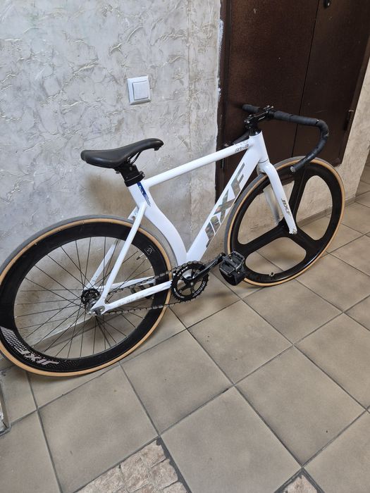 Велосипед фикс IIREC JIXF AT-8