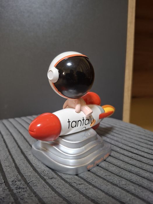 Колекционерска фигурка Tantaly Mascot (Астронавт на ракета)