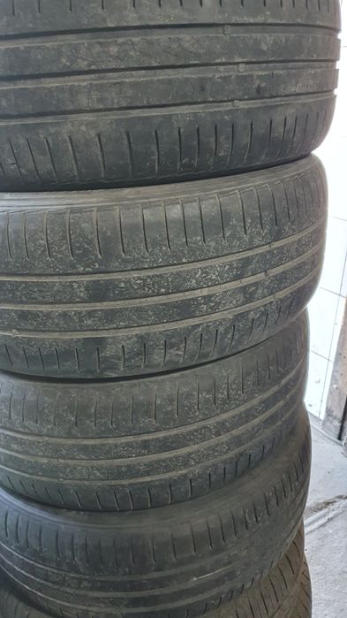 Продам две шины r15