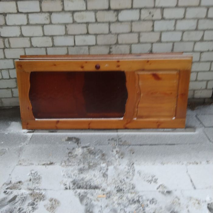 Продам межкомнатные деревянные двери