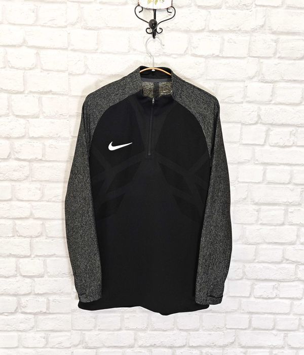 NIKE Aeroswift Мъжка фланелка размер М