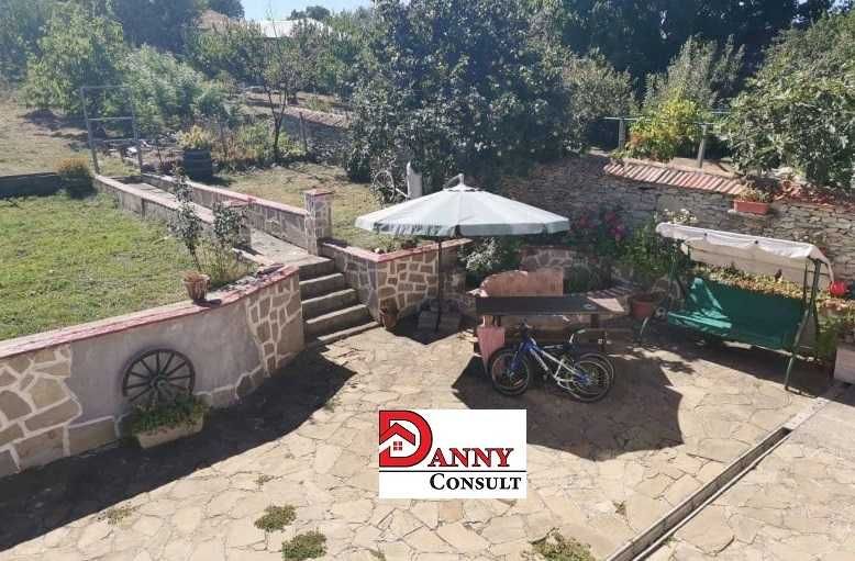 Продава се Къща в Велико Търново, Акация - 300 кв.м за 514 €/кв.м - Снимка #2