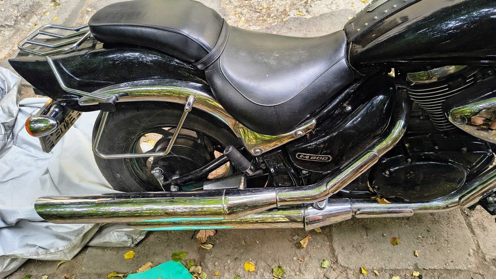 Vând motocicletă Suzuki Intruder M800 (VZ800)