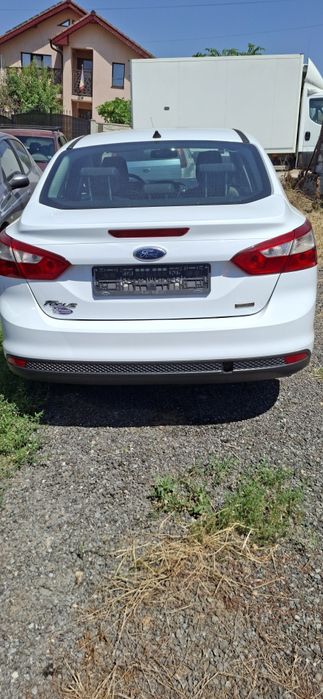 Usa dreapta fata  Ford Focus 3 Sedan 2013