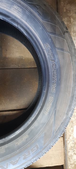 Продам 3 шины бу