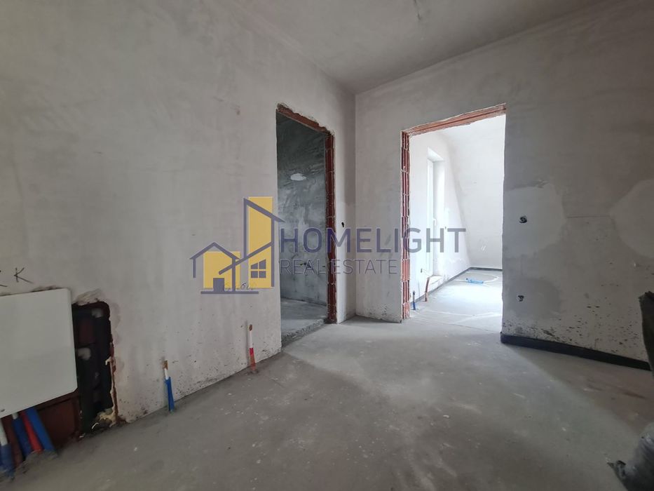 Продава се Четиристаен апартамент в София, Павлово - 239 кв.м за 1277 €/кв.м - Снимка #5