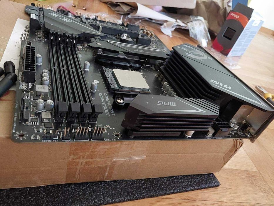 AMD Ryzen 9 5900X + MSI B550 Gaming Edge Wi-Fi