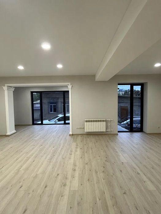 Нежилое помещение на Дархан 335квм