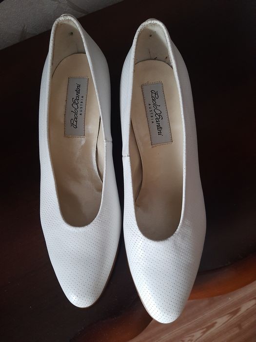 туфли белые . натуральная кожа.