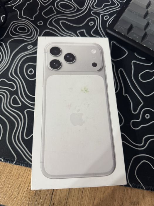 Айфон 17 про макс акб 100