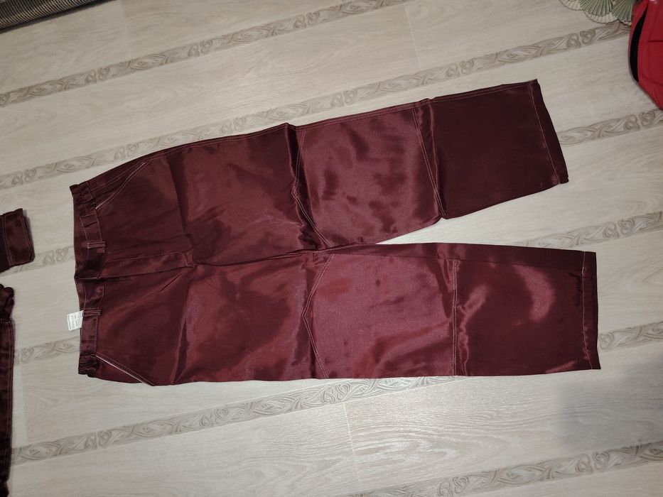 Продам спецодежду летнию